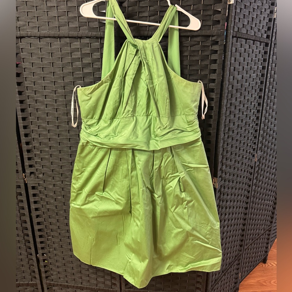 David's Bridal Vibrant Green Dress